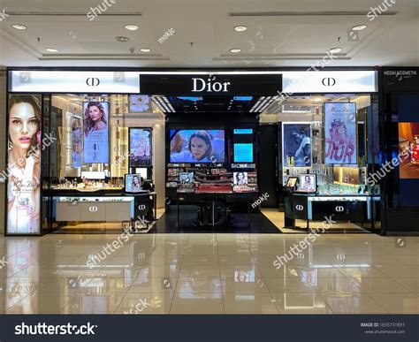 dior festival walk